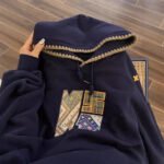 Maglia con cappuccio vintage americana ricamata alla moda nazionale Autunno e Inverno dimagrante in velluto stile pigro e sciolto Taglie forti