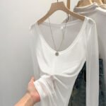 Tencel Skin-Fribottomly Sottile Leggermente Slim Fit Lussuria Pura Sexy Bianco Collo a U Crema di Protezione del Sole T-Shirt da Donna Inizio Autunno Top - immagine 6